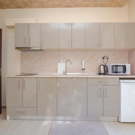 китанов 4* Pomorie