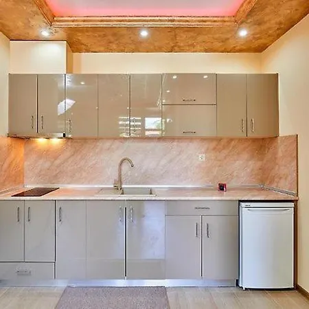 китанов Vendégház 4*