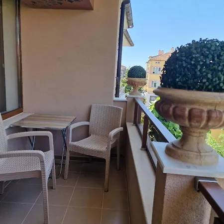 Casa de hóspedes китанов Pomorie