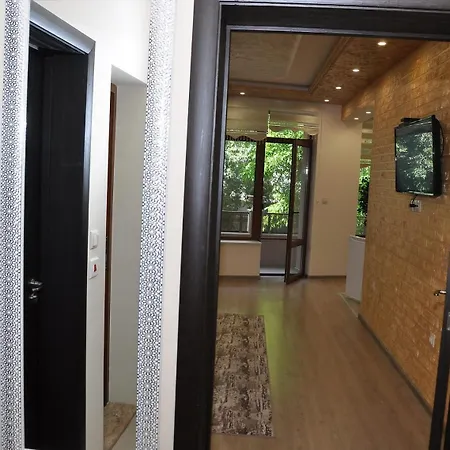 Casa de hóspedes китанов *