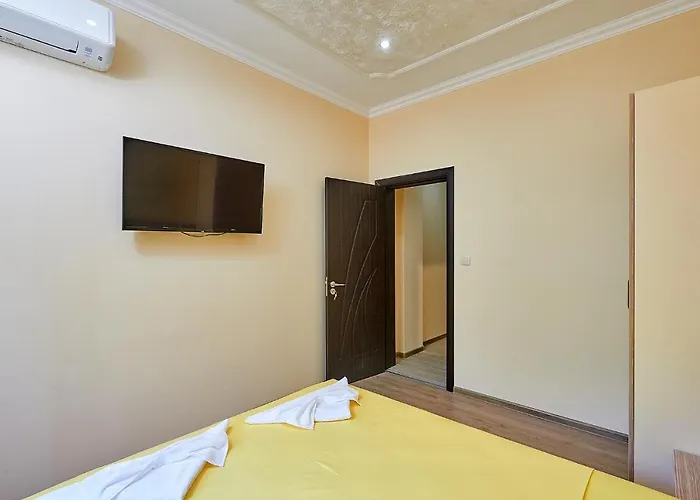 китанов Guest house 4*